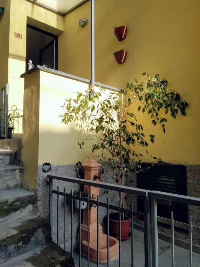 Da Cesare Apartment โมเนเลีย ภายนอก รูปภาพ